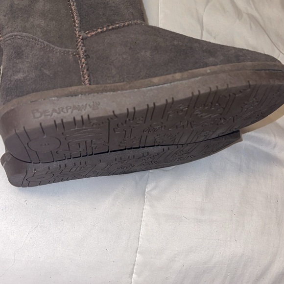 Brown BearPaw Suede Winter Boots - Picture 6 of 7